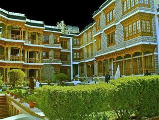 Hotel Spic N Span Leh Exterior photo